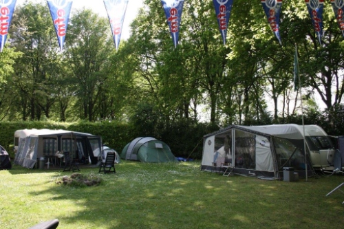 Kamperen in Drenthe op ruime kampeerplaatsen